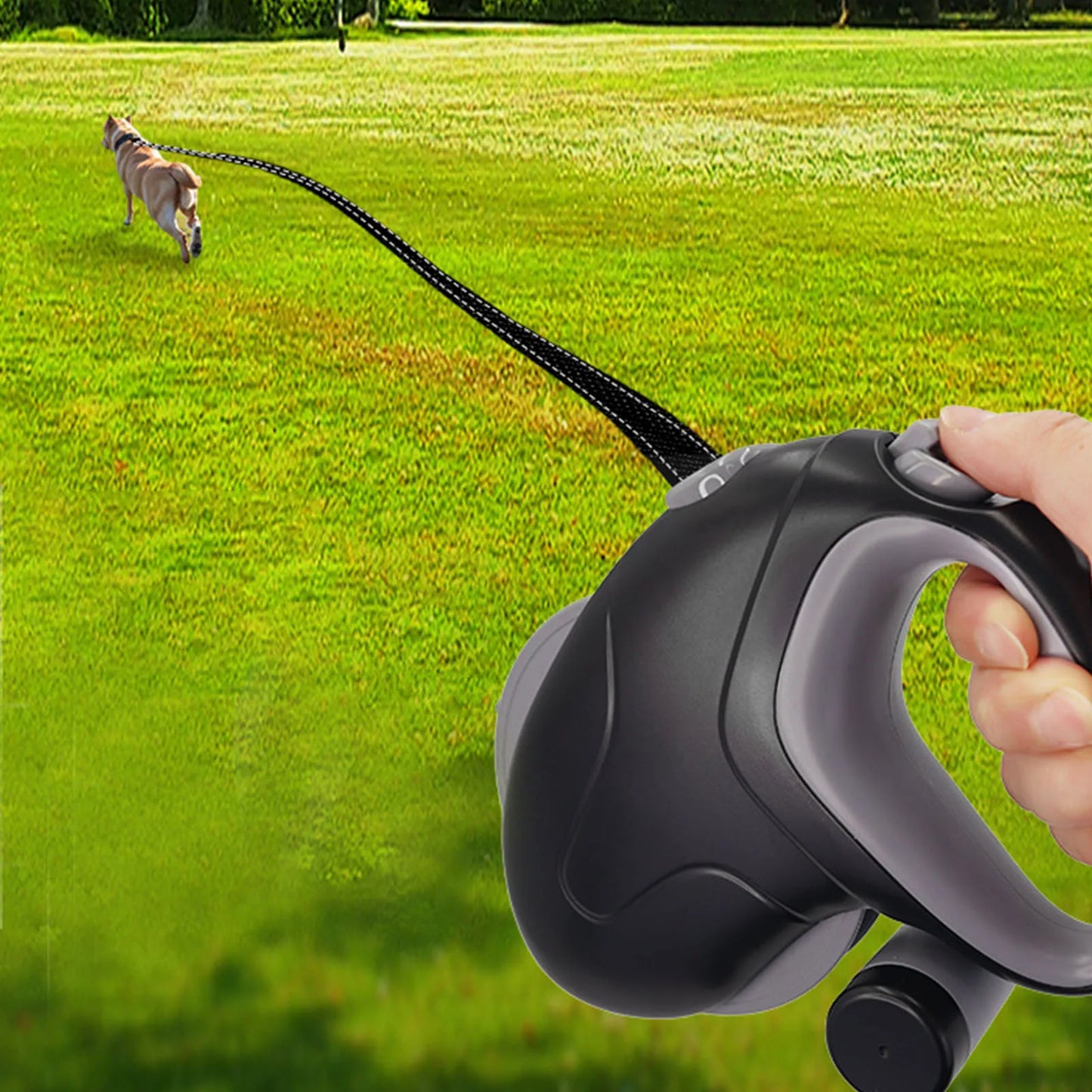 10-meter retractable dog leash with a 360° tangle-free, non-slip handle and a poop bag dispenser, ideal for outdoor walks